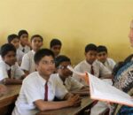 आफ्नै विद्यार्थीसँग २६ वर्षीया शिक्षिका भागेपछी प्रहरिमा उजुरी