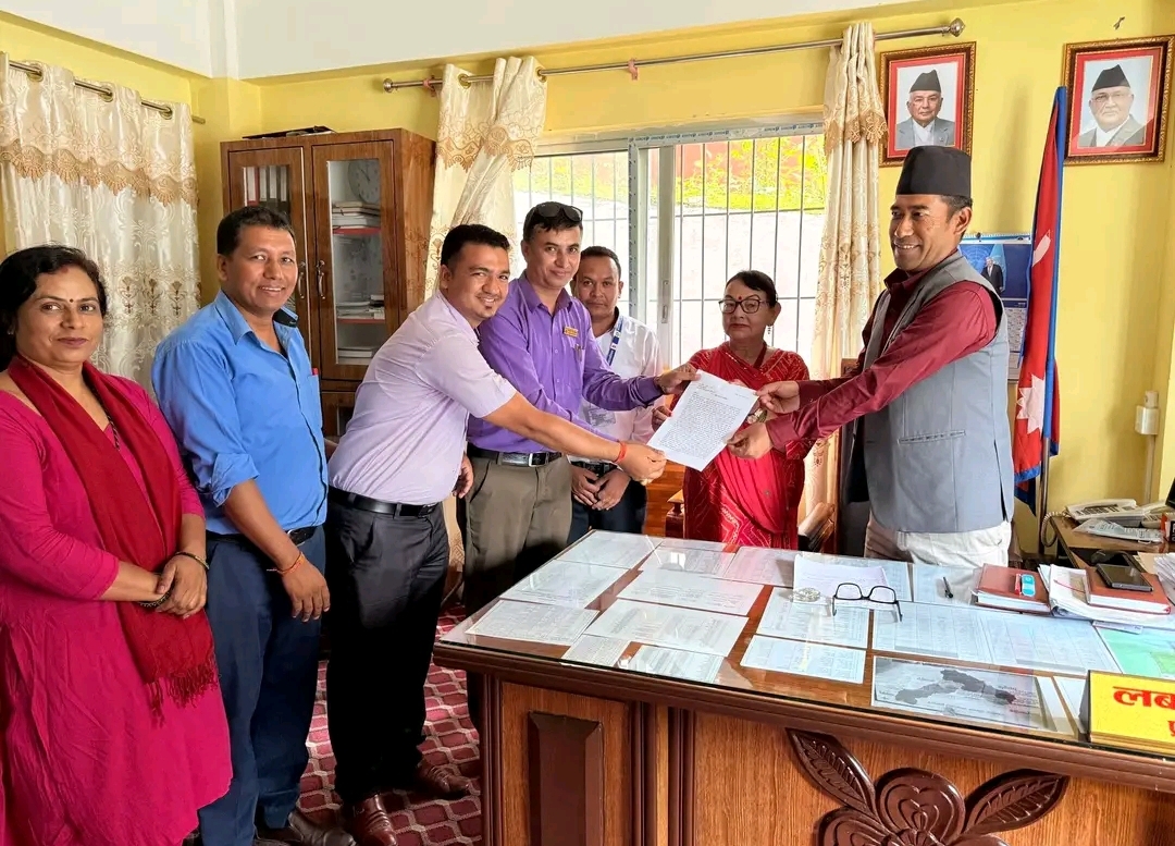 शिक्षा विधेयक संशोधनको माग गर्दै निजी विद्यालय सञ्चालकहरूको देशव्यापी ज्ञापनपत्र